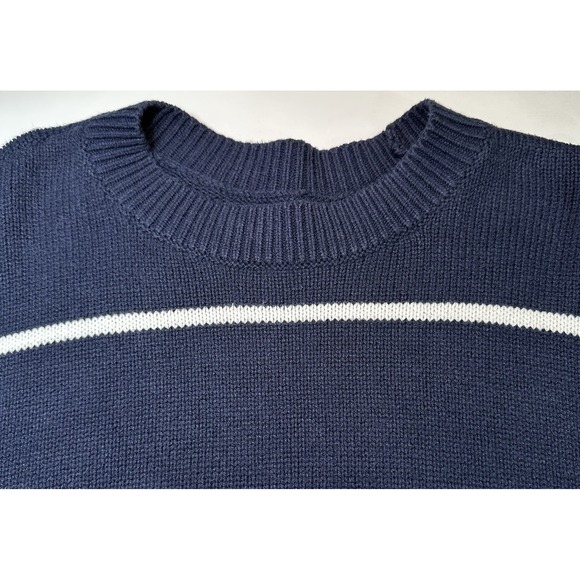 Hollister Pullover Crop Sweater Women's Size Medium Navy Blue W/White Stripes - Picture 8 of 10